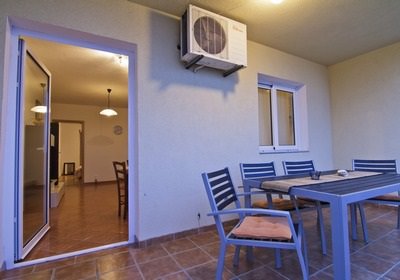 apartman drap, balkon s pogledom na more